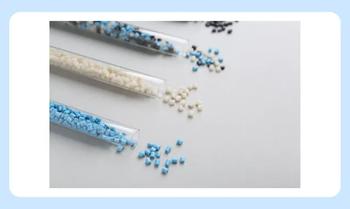 樹脂別の耐候性比較